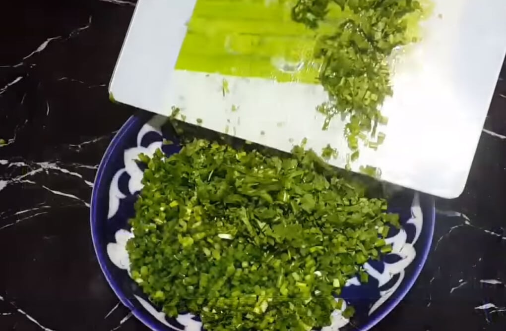 Катлама: дуже смачний коржик з найпростіших продуктів 25 eda616c9c01f422269516fe0cb9e02c4