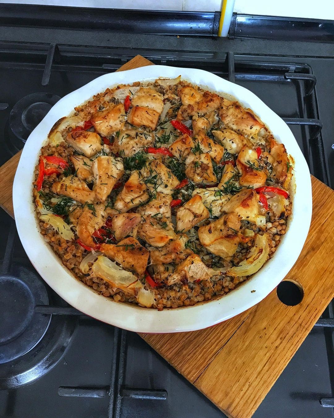 Дуже смачна вечеря з курки та гречки - чоловік точно зацінить, а готується все просто