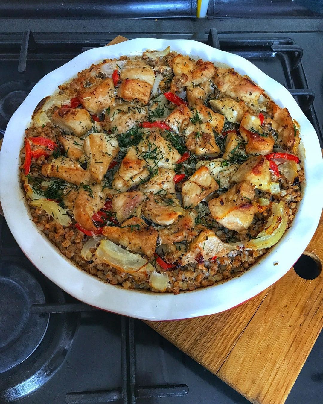 Дуже смачна вечеря з курки та гречки - чоловік точно зацінить, а готується все просто