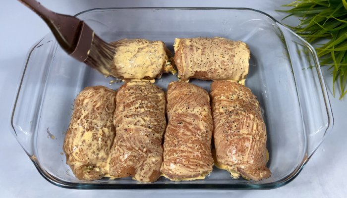 Курячі рулетики на святковий і повсякденний стіл: сподобаються всім без винятку 29 b023b2e4a5fc6008399513aba03856f1
