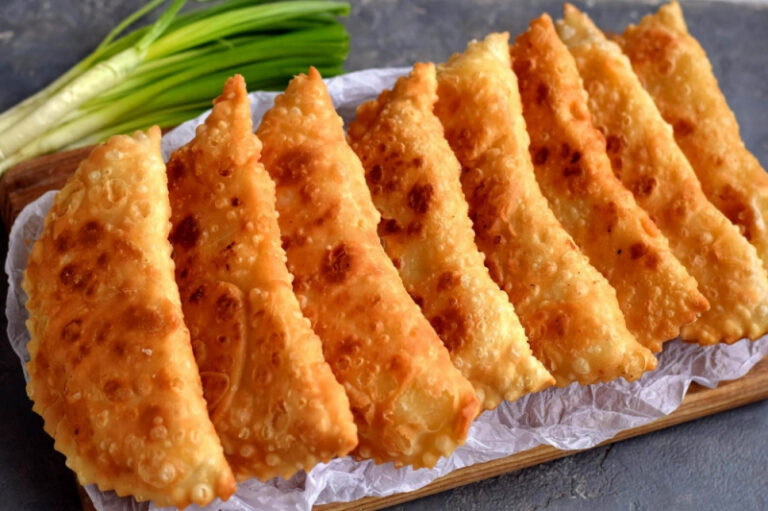 chebureki s kartofelem i syrom 862264f