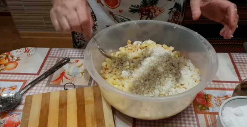 Вареники із сирою картоплею: рецепт з секретом 26 52ef4f1a1ae27c424361baecee1eb592