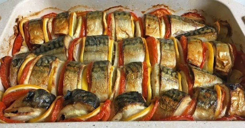 Скумбрія, запечена в духовці з овочами - дуже смачненька 14 8f524fec452a7199bcc9b36edc7edd38