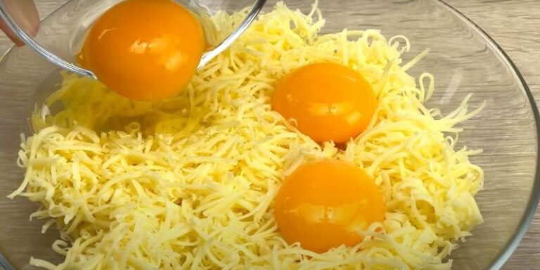 prosto zmishajte sir z jajcjami i posmazhte na skovoridci novij recept omletu 1fc32a0