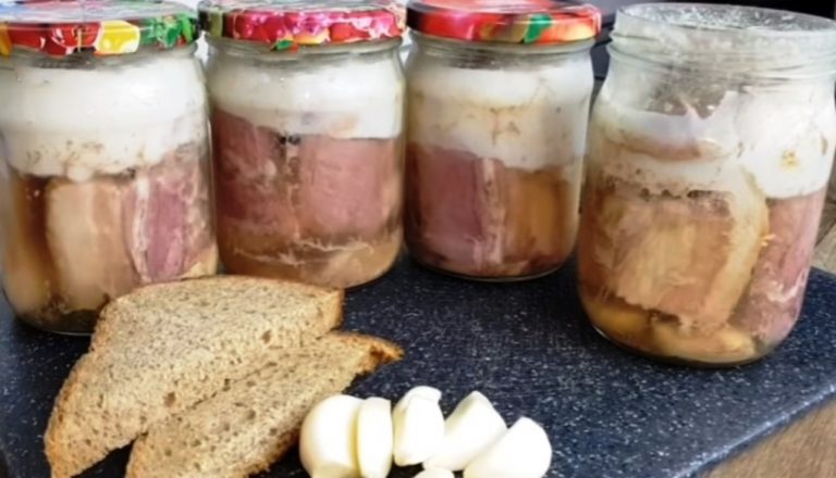 rozkladaju salo po bankam i otrimuju smachnu zakusku gotuju tak vzhe 40 rokiv 1c4f470