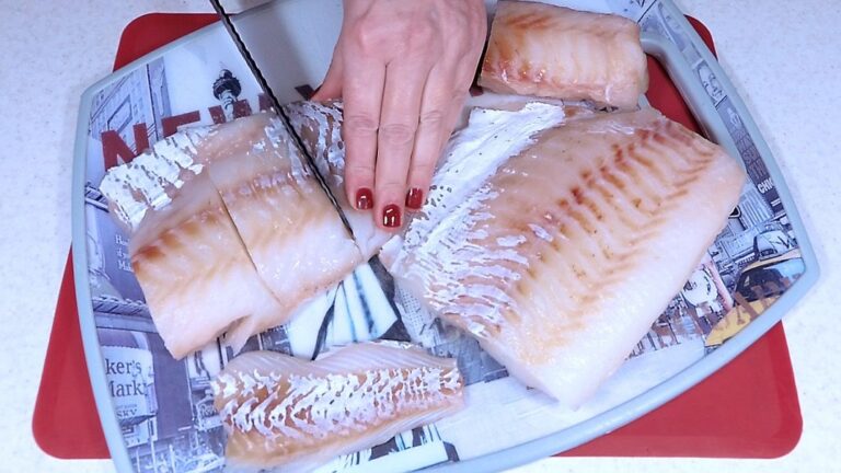 Риба в "лінивому" маринаді на сковороді: рецепт для тих, у кого немає часу довго готувати і чекати 41 03824ba0892192e4853becc79e5c7aed