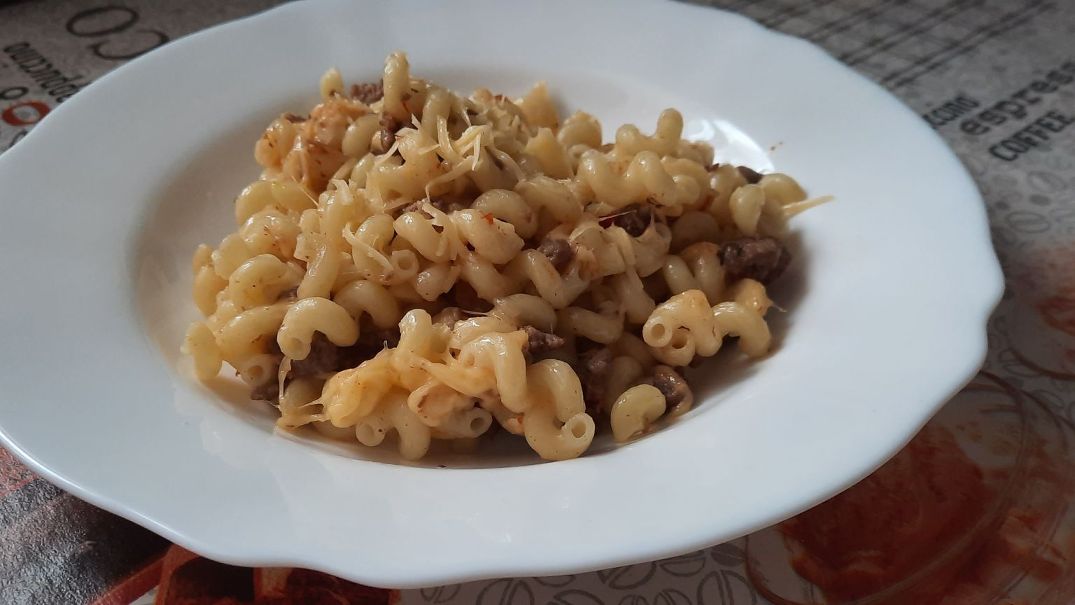 Макарони з фаршем на сковороді з сиром та з томатною пастою 35 8001dbb2e405ca1690bc245d417aa470