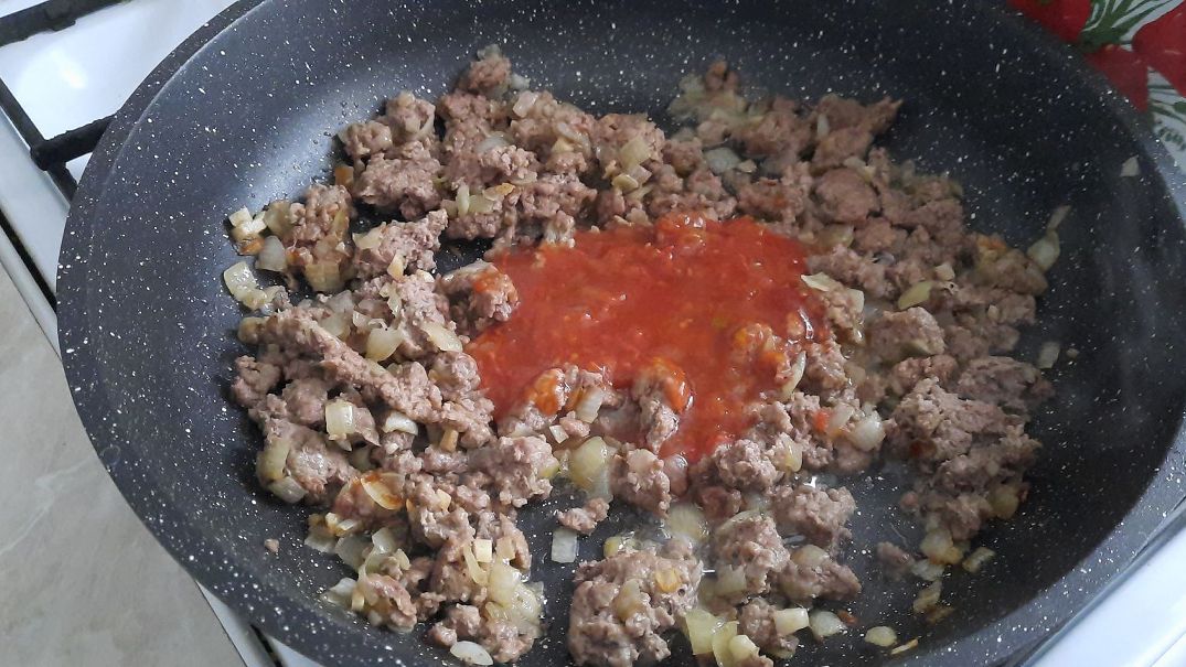 Макарони з фаршем на сковороді з сиром та з томатною пастою 40 a024b7e99ef5782025db333e1d61d951