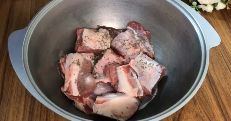 aa7f9923f63d84e6a950afab58e6d424