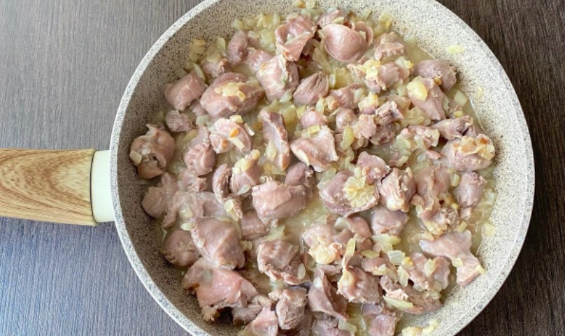 Курячі шлунки у сметанному соусі. Ділюсь рецептом 16 b87ed1cf2e7a9a07653d4e617c198321