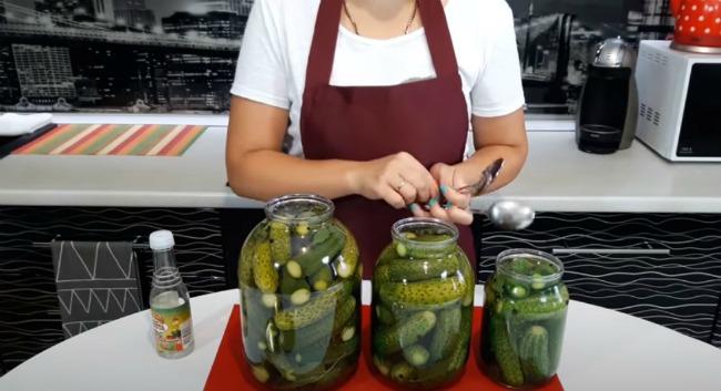 d1ad80076bb0b446f10793736aa37f53