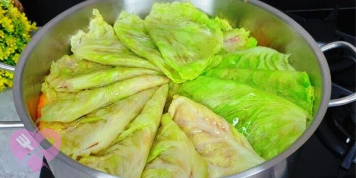 Бабуся навчила: здивувала всіх! Смачна страва з простих продуктів схожа на голубці 19 dd303b64707e56f33706f70a3e0ef323