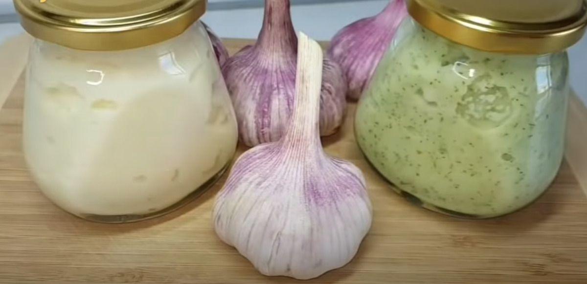 Ароматна часникова паста: заготівля на цілий рік