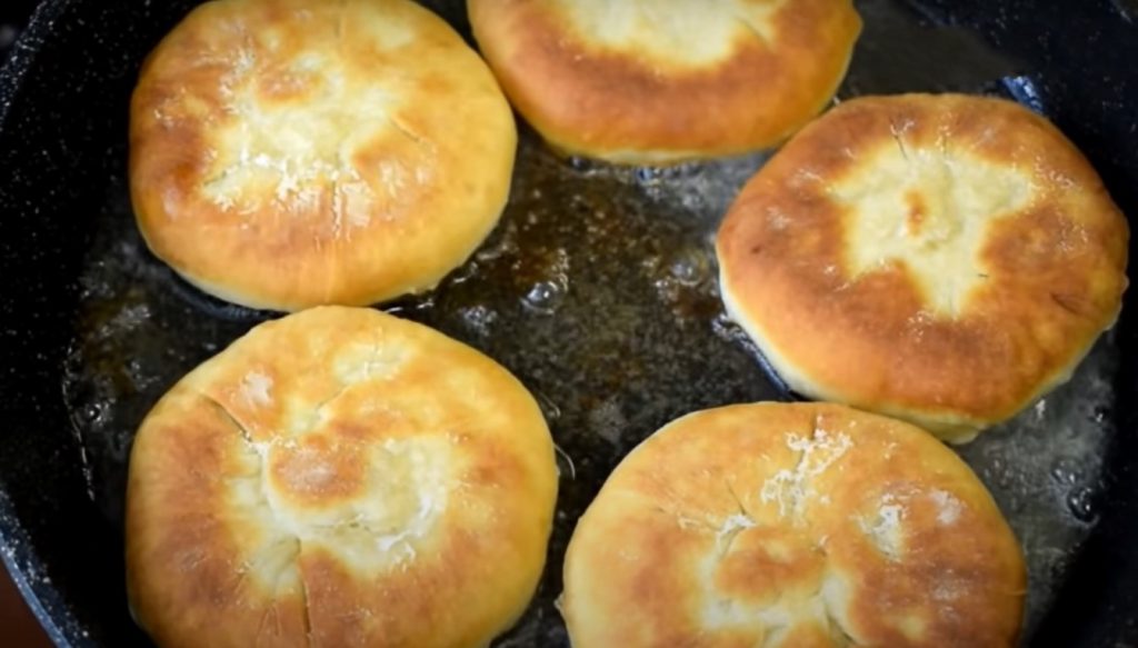 skljanka kefiru ta farsh zamist pirizhkiv z mjasom gotuju smachni biljashi 418cf4a