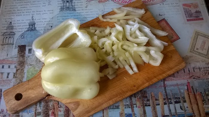 Смачне лечо по-домашньому на зиму - цей салат дуже смачний та апетитний 41 6f885d3a8d3c895181f868779c81e6af