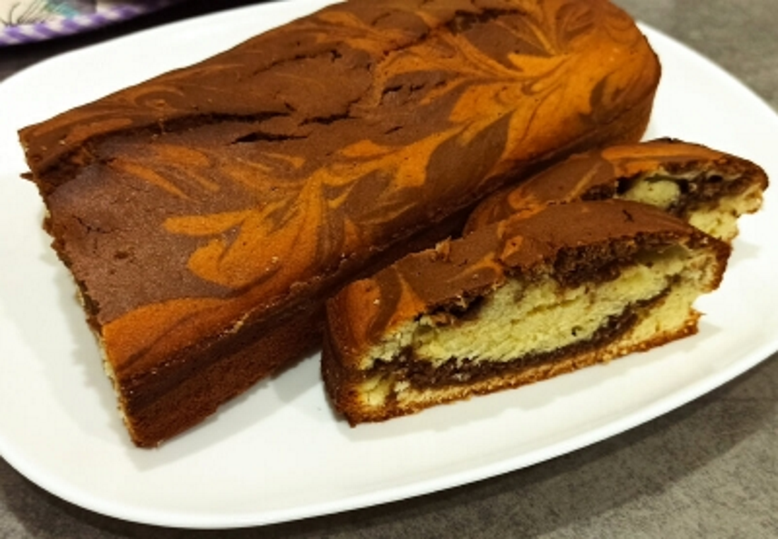 Знаменита заміна пирога «Зебра»: мармуровий кекс у формі (шалено смачно)