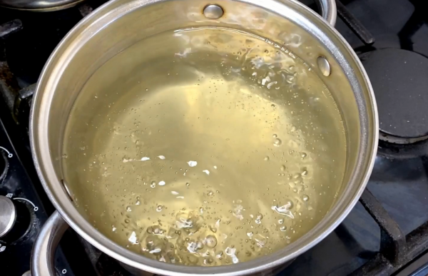 7d93cac7e64f1de3fae693afc7b4ca90