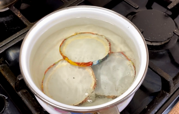 c1854180e7fe86aacd49e173492c600a