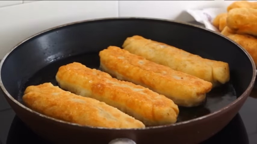 Тісто просте, без дріжджів! Це дуже смачні трубочки з м’ясом! Обов’язково спробуйте приготувати! 17 7962b7feb5c34782393da7f3d3264ed7