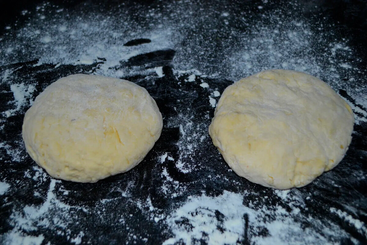 Їм і не можу зупинитися: готую найсмачніші коржі на перекус, зі склянки кефіру, сиру і кропу, так просто, але так смачно 42 5e5d89e47716a0b8864b832e5a5b5dfe