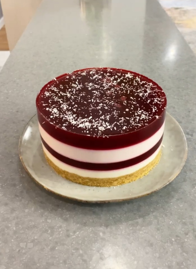 700b9e3f39ce734a7f58793831fd9964