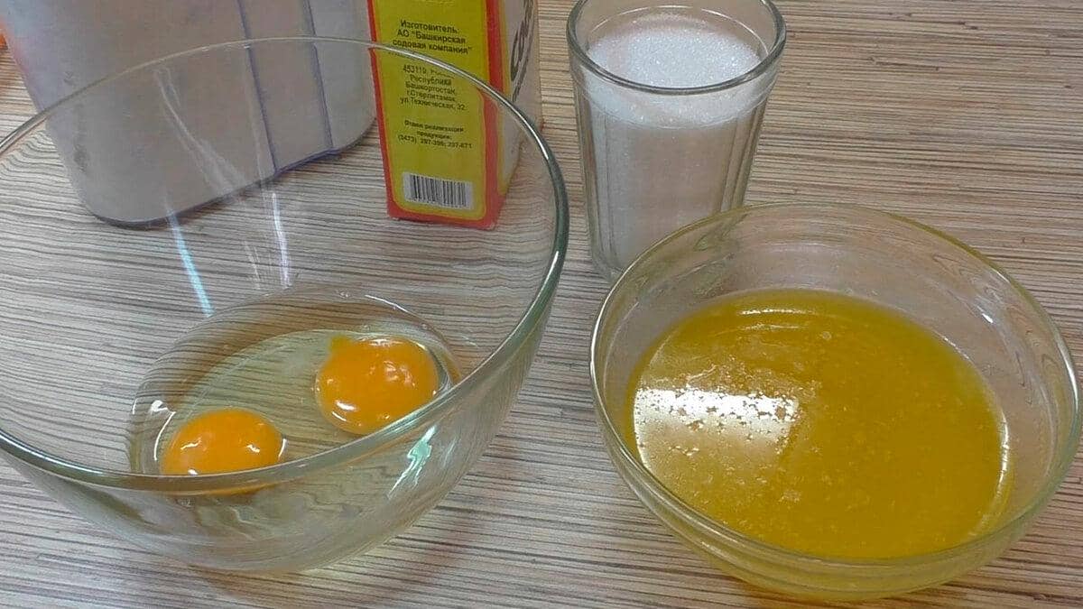 Швидка випічка до чаю “Тертий пиріг” з пісочного тіста з варенням: простий рецепт на кожен день (завжди вдалий і дуже смачний) 27 72b91683af431ca159cec4d02a6347a3