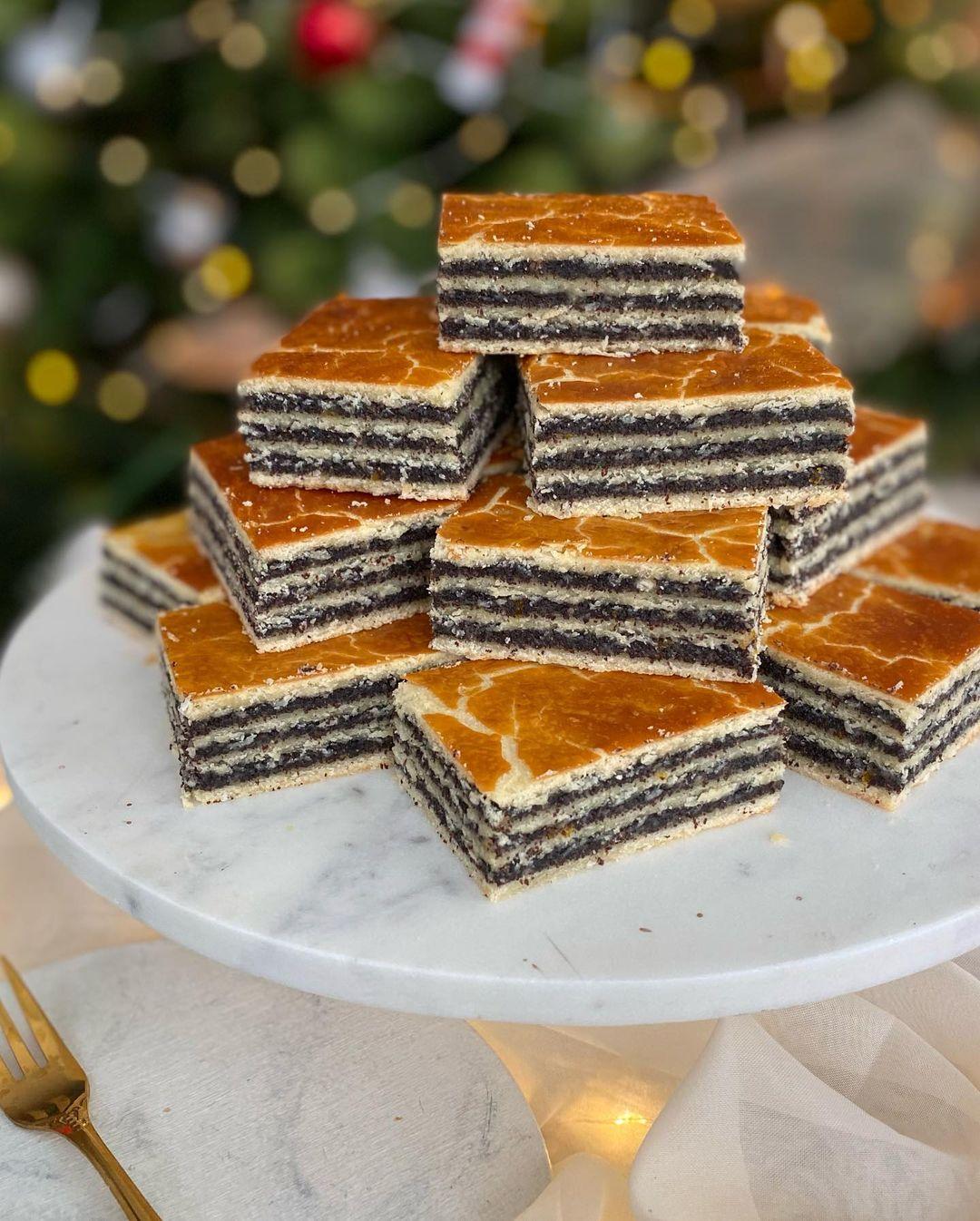 e7c475945bef1919f5df508f9d66123f