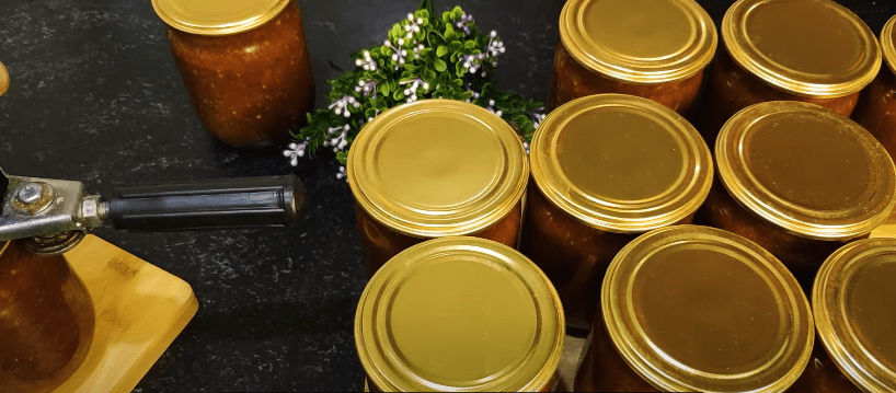 Шалено смачний соус з баклажанів на зиму: всього 2 простих продукти + спеції, без оцту та стерилізації 41 d057528978ede8a95af6cd84f98c4648