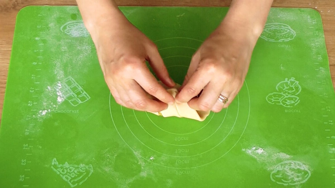 7831801e93b5556013eb1c8f17bde9f8