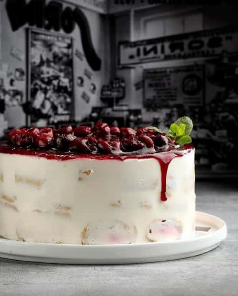 🍽️ Сметанний торт-суфле з вишнею: неймовірно смачний, ніжний, що просто тане в роті, а готується простіше ніж здається. Обов’язково збережіть собі! 👍 18 0ac39843277101d81b04bbebf2c2b2d0