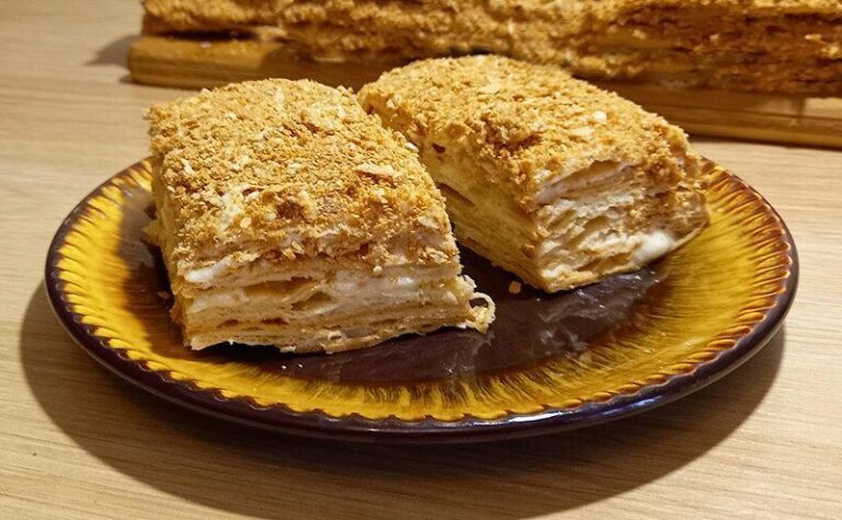 🍽️ Торт Наполеон за класичним рецептом радянського часу 👍 20 a16ea2e919d166f82b85174bb6c82644