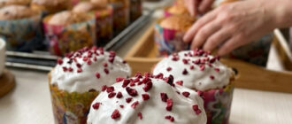 fb naysmachnishi syrni pasochky z tsukatamy na velykden syr zovsim ne vidchuvaetsya a pasochky zdobni volohi povitryani i duzhe nizhni retsept bilkovoi hlazuri 112674