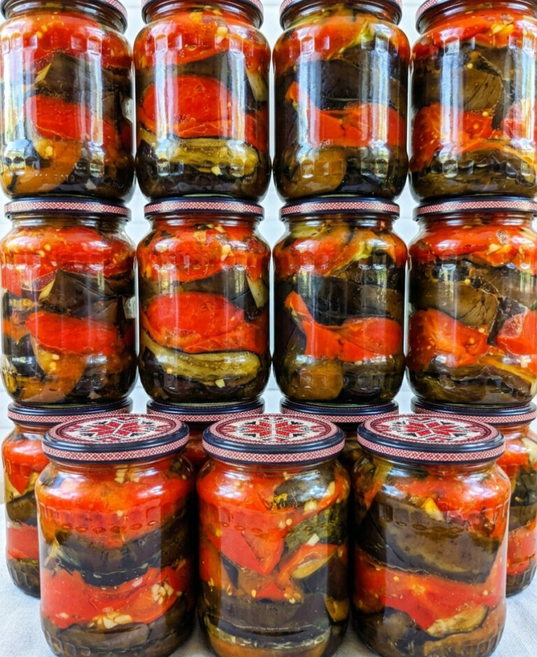 fb baklazhany perets ta tomaty iz chasnykom na zymu retsept bez otstu duzhe smachna zahotovka scho chudovo zberihaetsya u kvartyri 120262