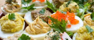 fb pokazuyu yak i chym smachno nafarshyruvaty yaytsya dlya zakusky na svyatkovyy stil 25 variantiv idey 96493