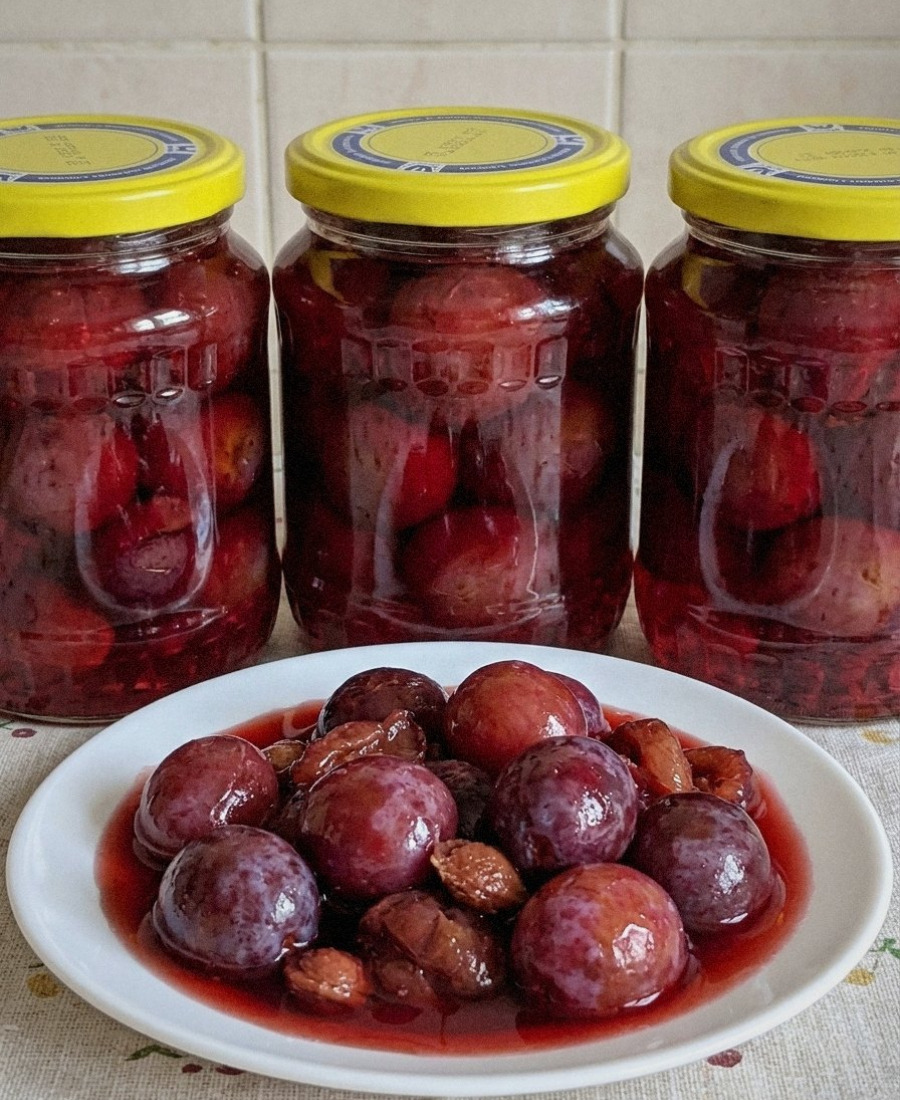 Компот зі сливи на зиму – дуже простий рецепт з покроковими фото